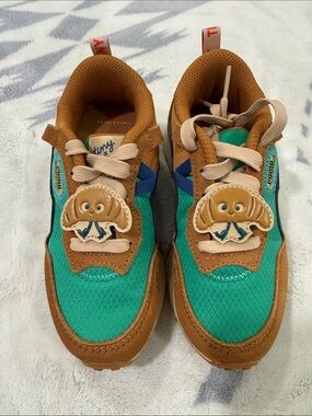 Puma Kids Teal & Brown Sneakers with Puppy Motif Size 13C